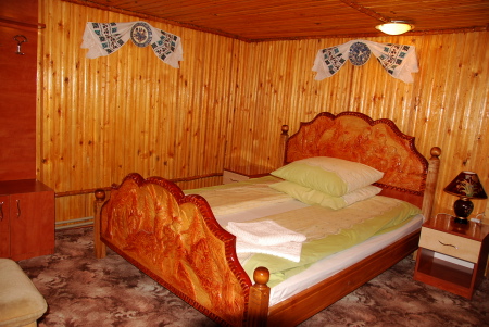 Apartament 4 - Pensiunea Sarmis Apartament 4 - Pensiunea Sarmis